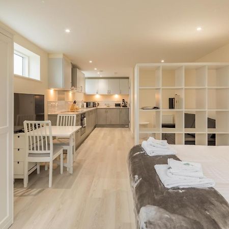 Pass The Keys Flat 9 Lovell Lodge - Modern Studio Near Science Park เคมบริดจ์ ภายนอก รูปภาพ